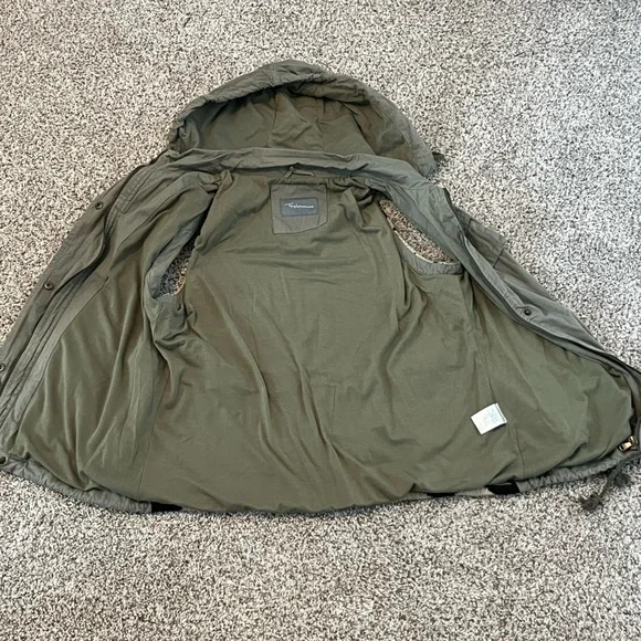 Fashionomics Olive Green Mockneck Utility Vest with Lining and Removable Hood - Picture 10 of 14